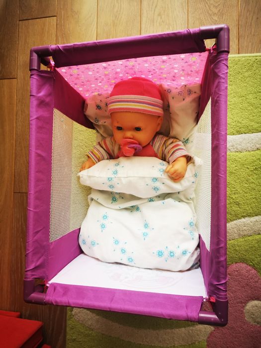 łóżeczko turystyczne dla lalek składane
