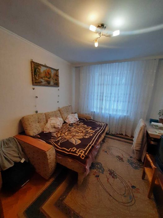 3к Озерна 75.10 кв.м., вул.Залізняка Торг