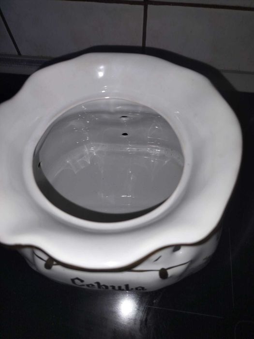 POJEMNIK na cebulę różyczka Chodzież