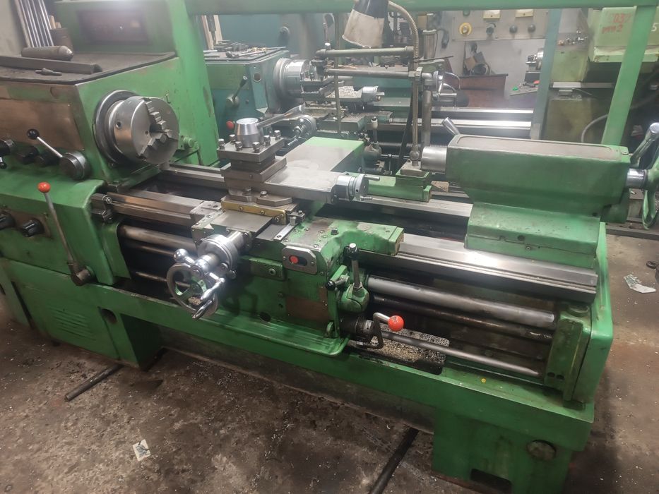 Токарний станок 16к20