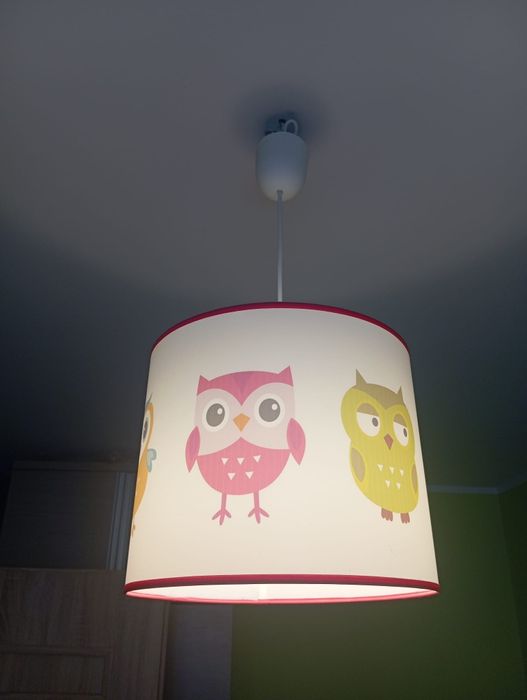 Lampa do pokoju dziecięcego.