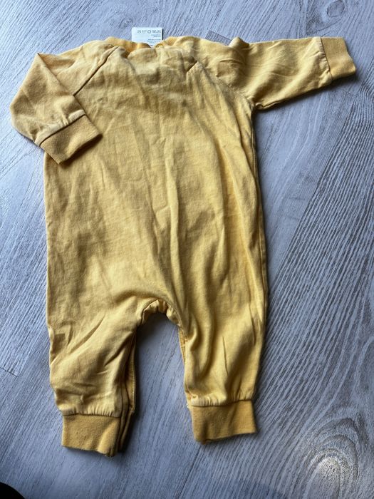 Piżamka Kubuś Puchatek 56 cm H&M