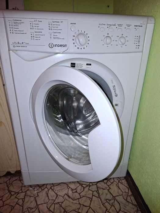 Pralka automatyczna Indesit