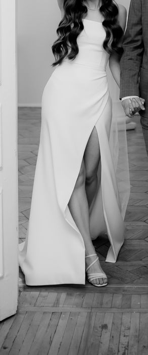 Корсетна весільна сукня+фата