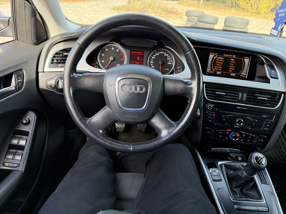 Audi A4 B8 1.8 Turbo 180 koni 6 biegow Tempomat Alu 19 z S4 ZAMIANA