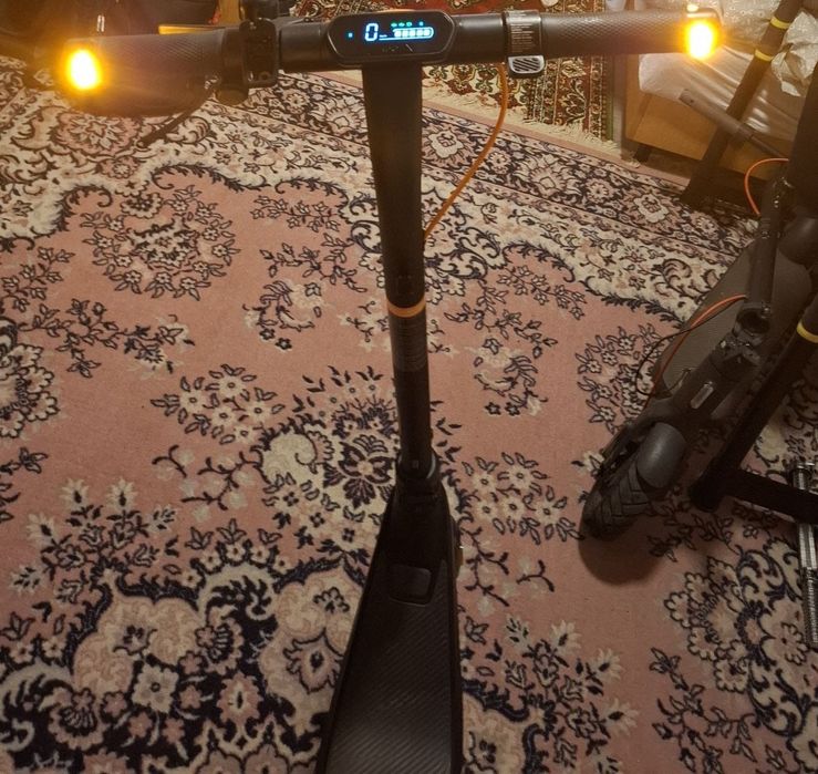 Ninebot E2 Pro САМОКАТ