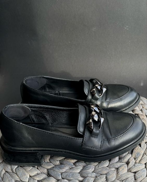 Лофери жіночі шкіряні , туфлі жіночі натуральна шкіра чорні