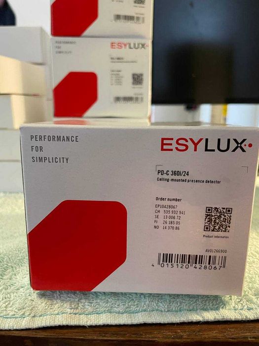 Дачик руху на 360°, для скритого монтажу Esylux PD-C360i/24 (комплект)