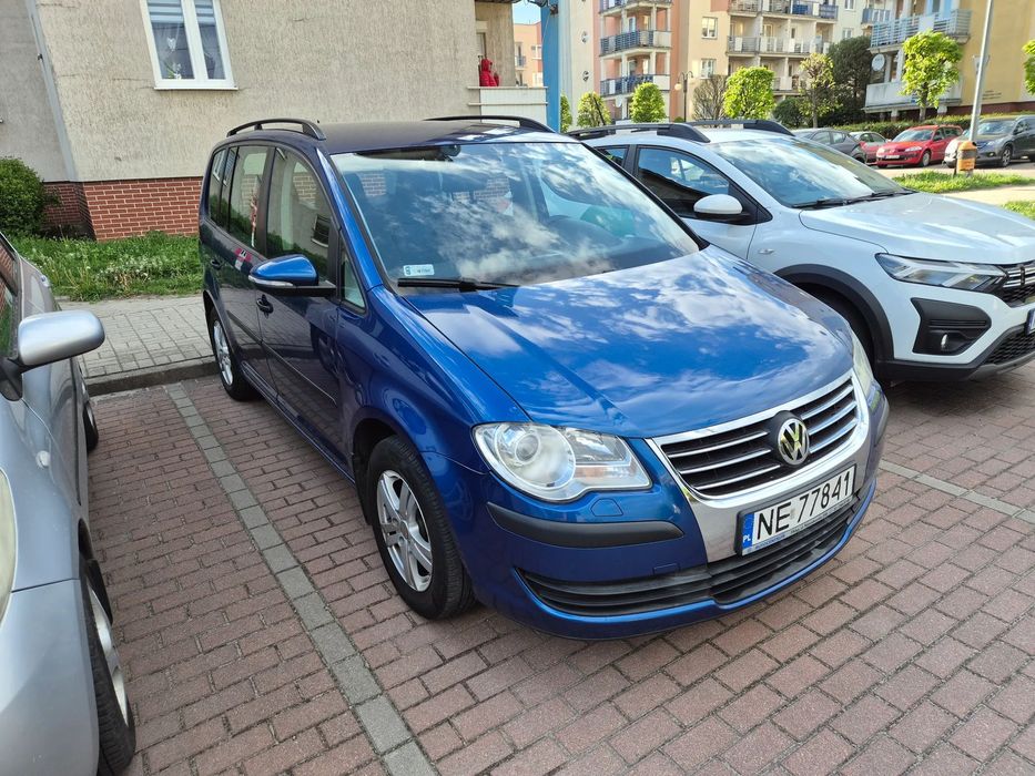 Volkswagen Touran 1.6 benz+LPG, Krajowy, I rej. 2010, pełen serwis