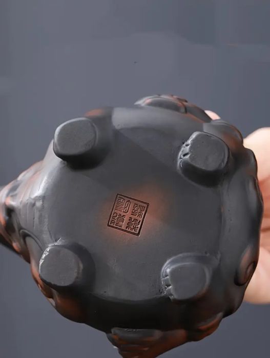 Глиняний чайник у вигляді духа-охоронця 300 мл, для чайної церемонії