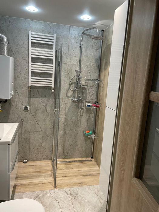 Przyjmę zlecenie usług remontowych