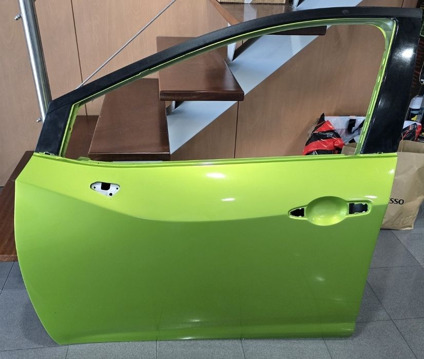 Porta condutor nissan micra