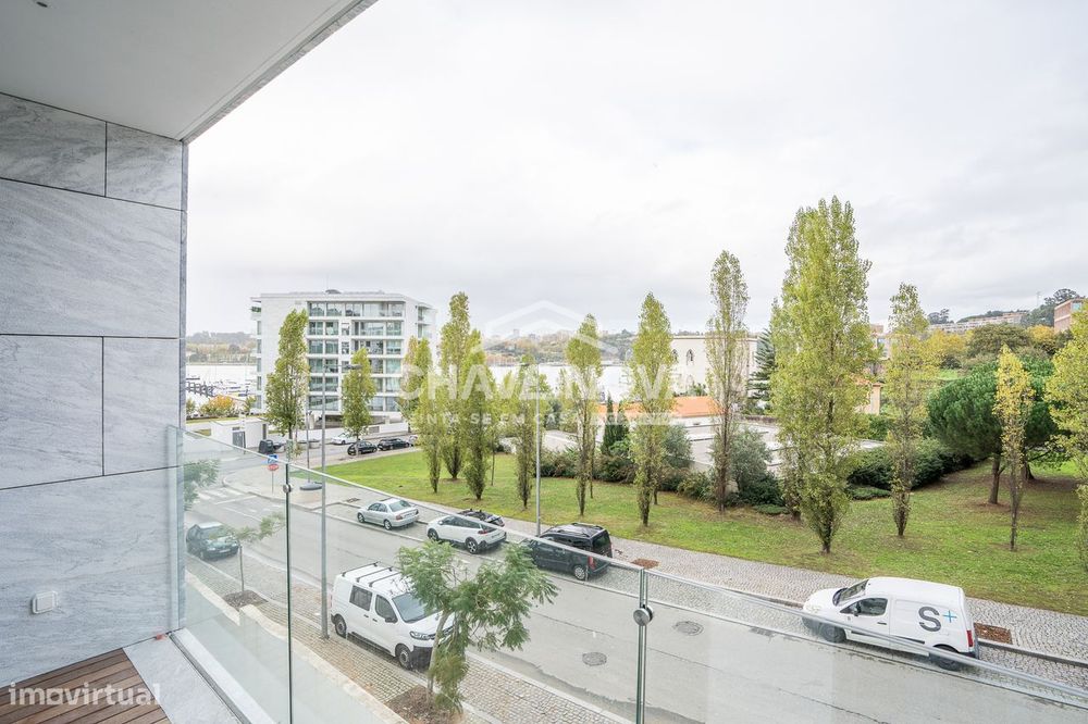Apartamento T3 à venda Canidelo junto à Marina e Rio Douro