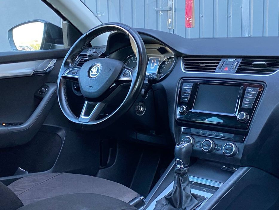 Автомобіль Skoda a7