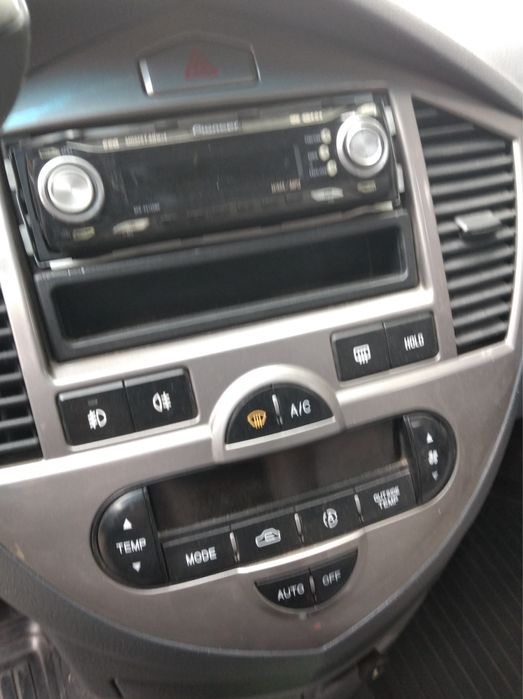 Продам кіа каренс автомат