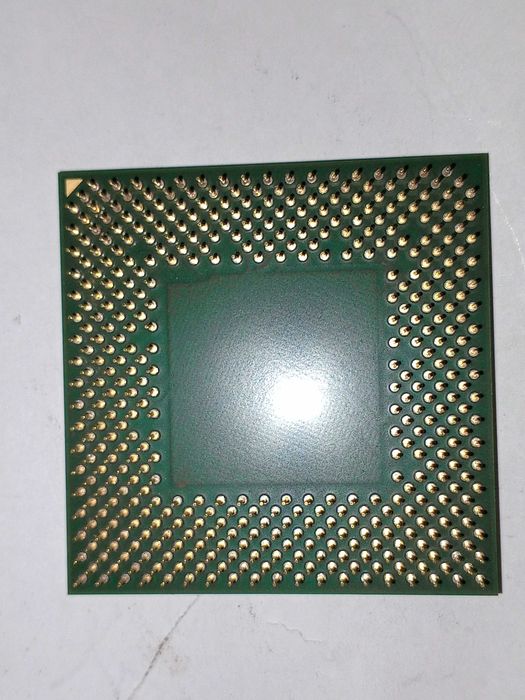 Процессор AMD Sempron 2200+ SDA2200DUT3D PGA-462 (Socket A)