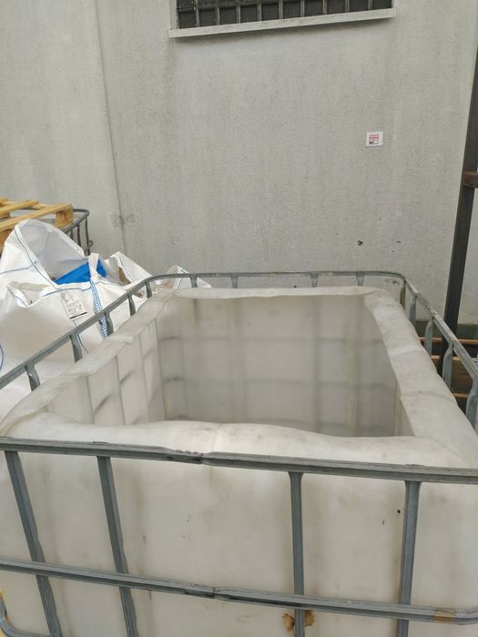 Kosz mauzer 1000l SkrzyniA na warzywa drewno itp gilterbox mauzer