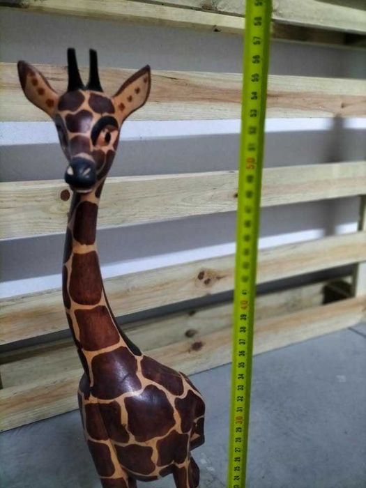 Girafa de madeira