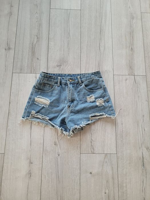 Rozm.36 - spodenki dżinsowe Shein z dziurami