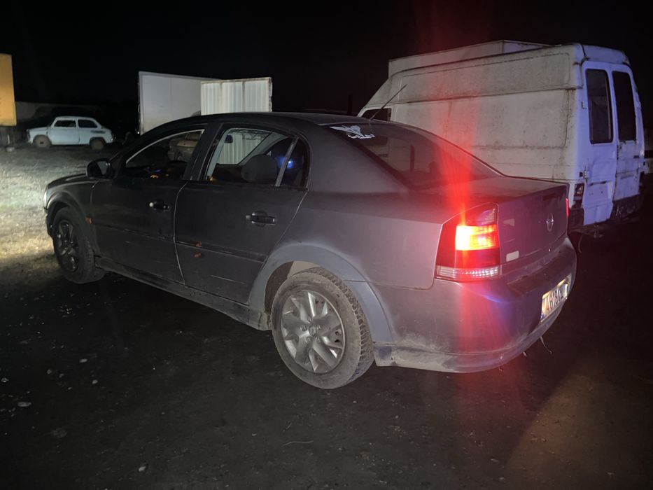 Opel вектра Ц 2005 г мотор 2.2 дизель