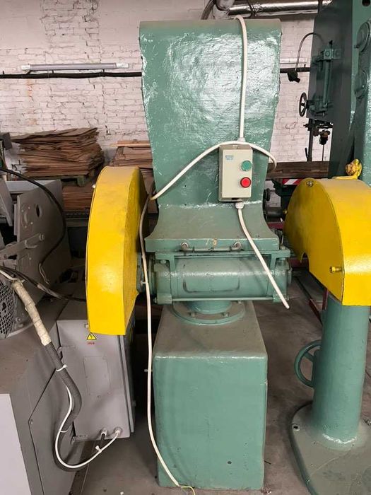 Верстат торцювально-маятниковий