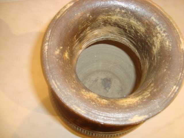 Jarrão em cerâmica de civilização clássica não identificada