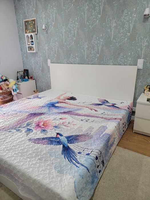 Cama branca ikea Malm 180x200