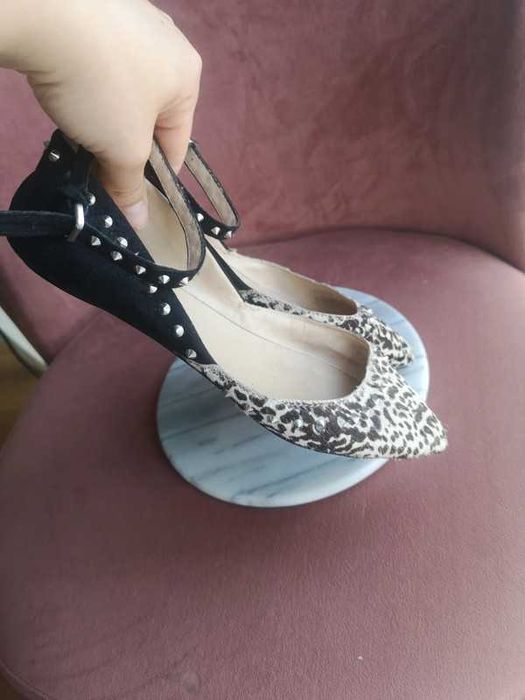 Zara Basic buty na płaskim obcasie ćwieki skóra r. 36