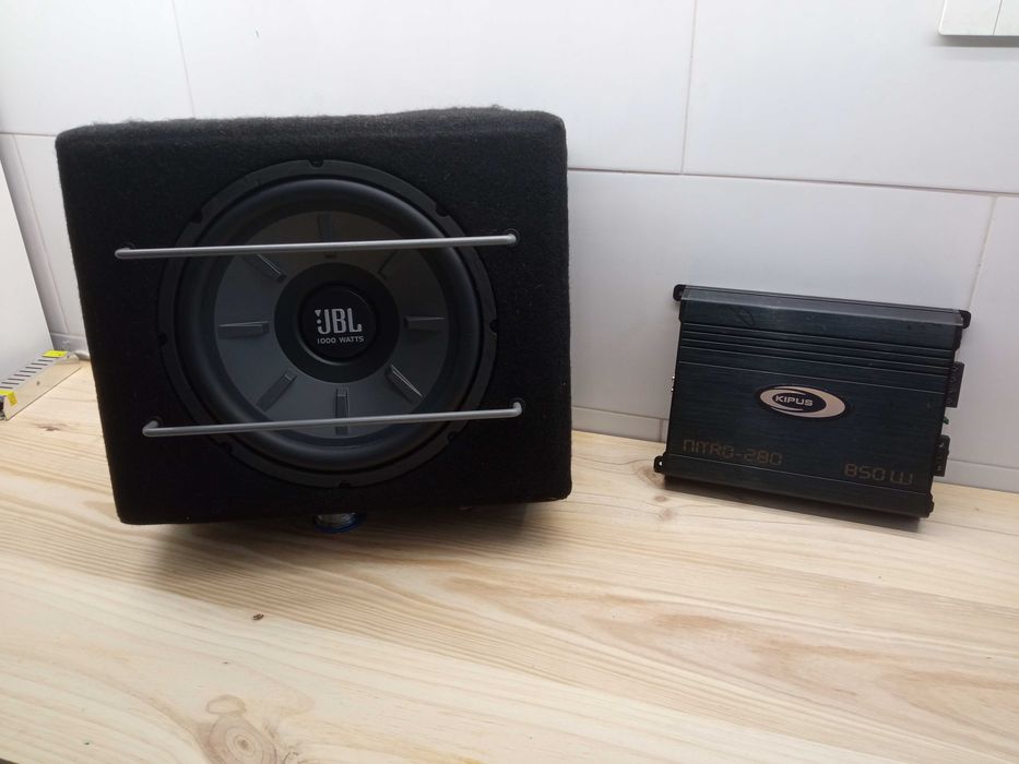 Subwoofer JBL 1000W e Amplificador Kipus
