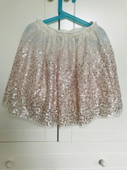 Zestaw - spódniczka z cekinami i bluzka w kwiatki, rozm. 134/140, H&M