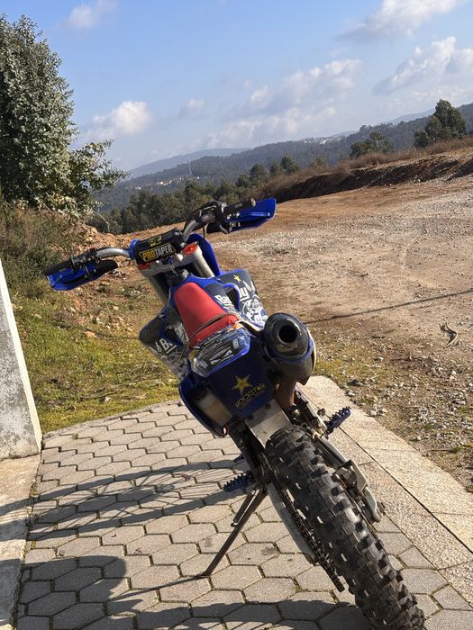 Vendo Wr426f matriculada carta A2