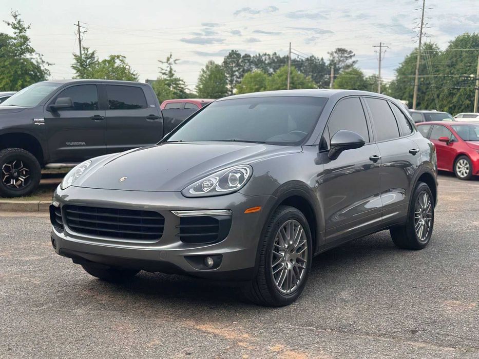 Porsche Cayenne      2017