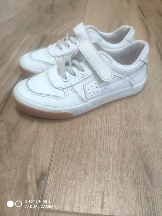 Кросівки мокасини 31р є також більші