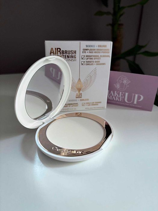 Charlotte Tilbury Airbrush Brightening Flawless Finish Powder