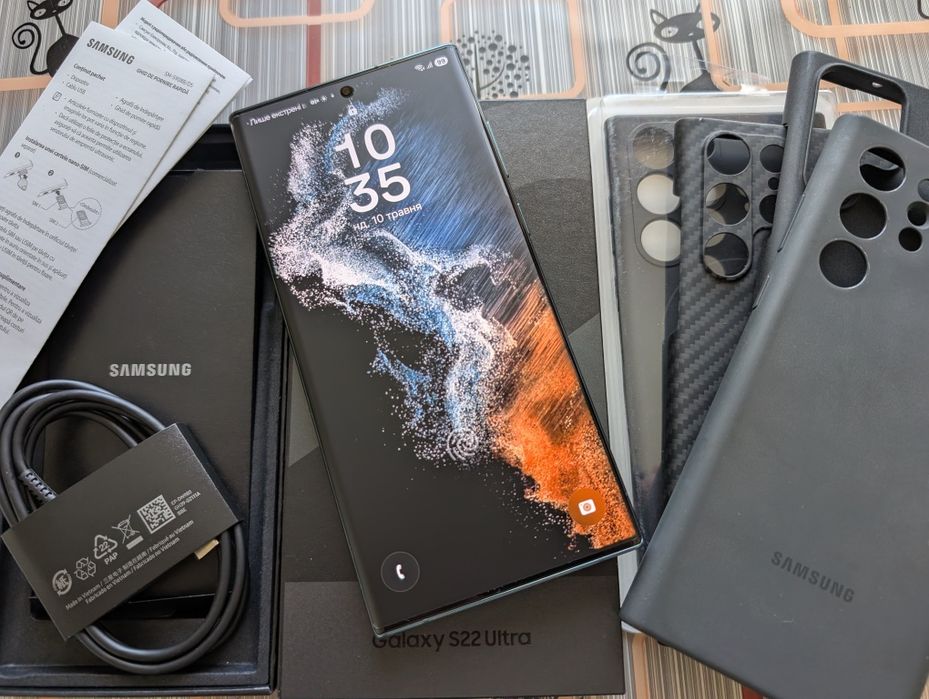 ІДЕАЛ Samsung Galaxy S22 Ultra 12-256Gb/Офіційний/2-Sim/NFC/Комплект/Без Вигораньня і Дефектів