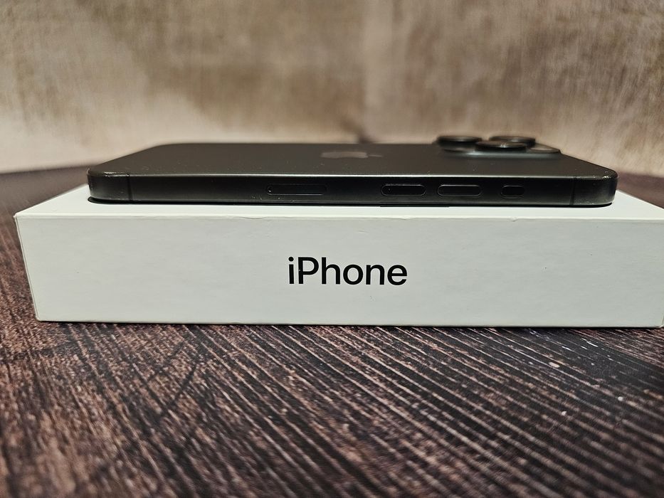 Смартфон Apple iPhone 15 Pro 128Gb Black Titanium 87% з гарантією
