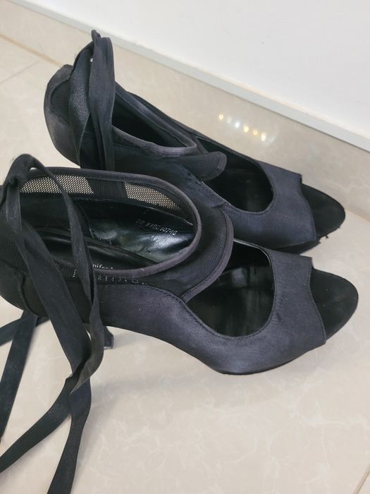 Buty szpilka  38