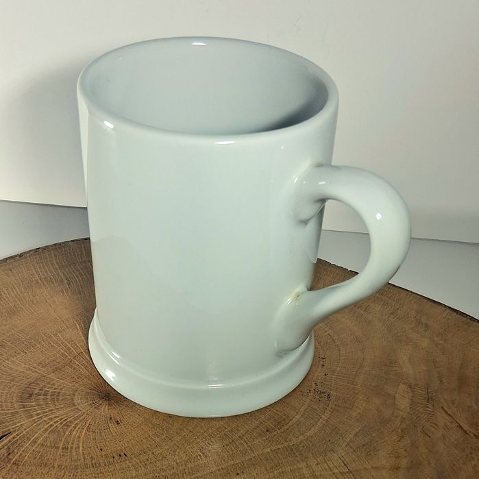 Caneca antiga porcelana branca