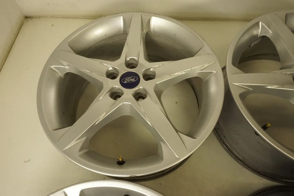 felgi aluminiowe 18 ford focus mondeo tourneo connect kuga oryginał