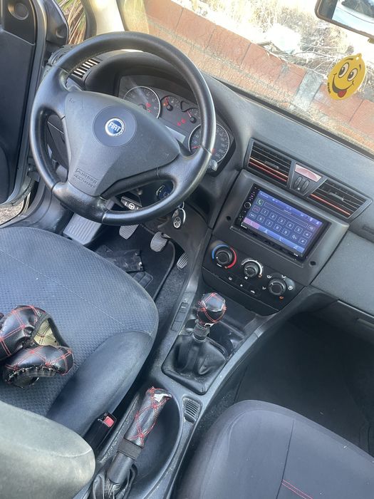 Vendo este carro