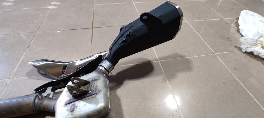 Escape completo Kawasaki Z900 A2 2024