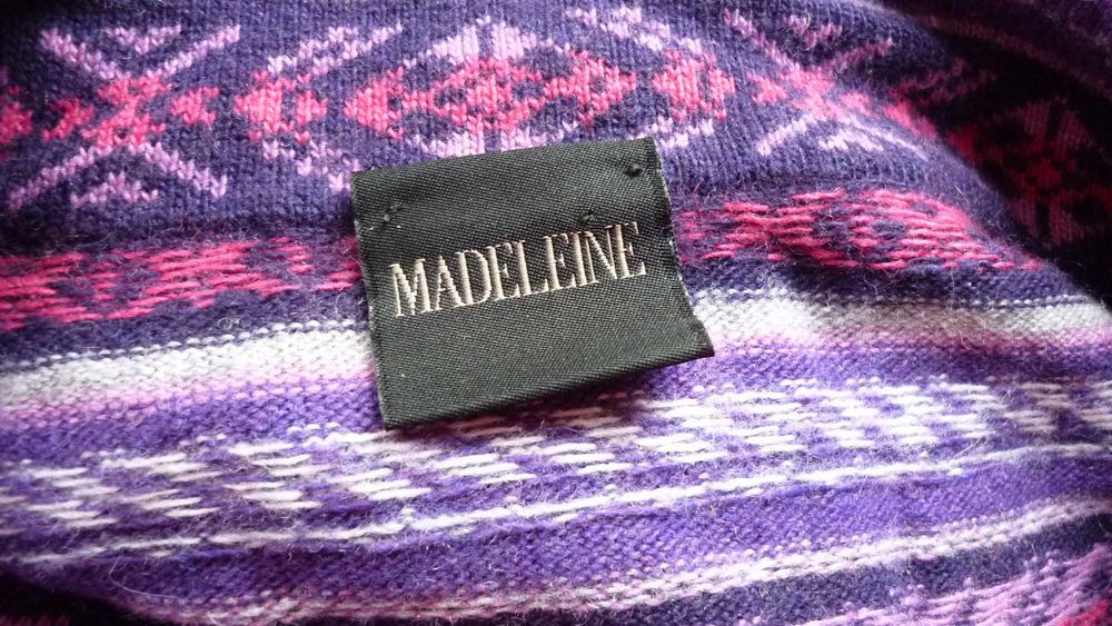 Madeleine- sweter wełniany z kaszmirem  r; 46