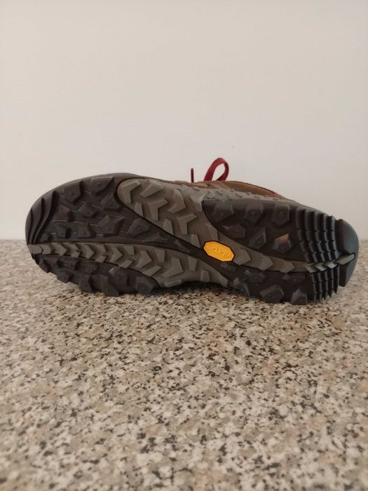 Sapatilhas Merrell Novas