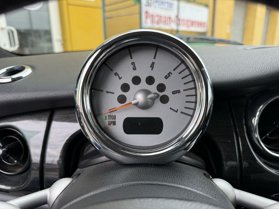 Продам Mini Cooper