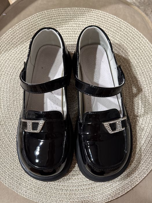 Туфельки дівочі 35 розмір