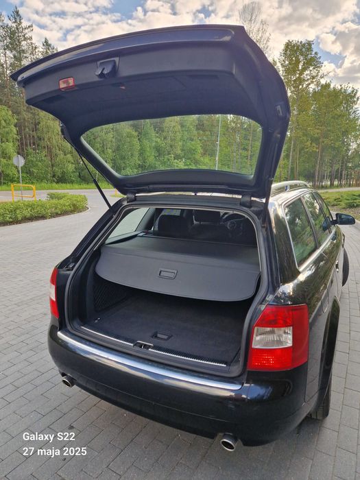 Sprzedam Audi A4 B6/przebieg tylko 132000/jeden właściciel/2.4 benzyna