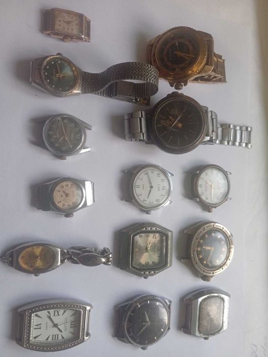 Лот часів разних, 14 штук.
