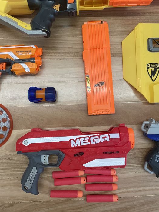 Set of 4 Nerfs + Accessories64739759858049122