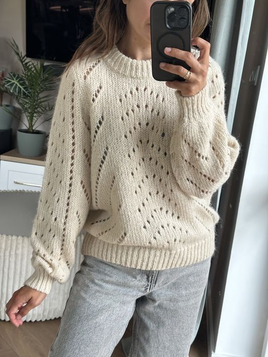 Sweter welniany azurowy kremowy