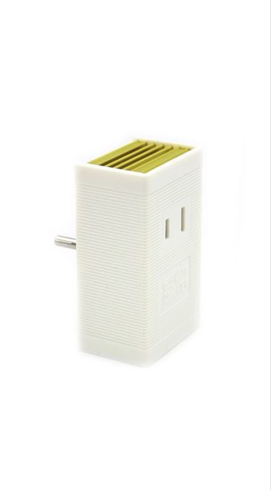 Понижувач напруги з 220 на 110/120V 1600W ,конвертер ,перетворювач